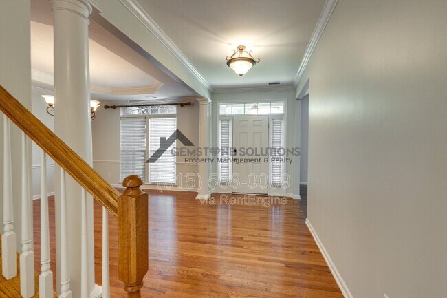 Building Photo - 756 Rolling Fork Dr