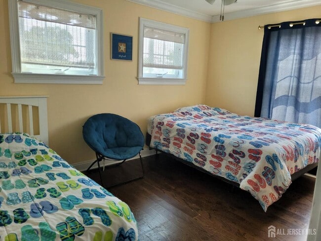 Building Photo - 312 St Louis Ave