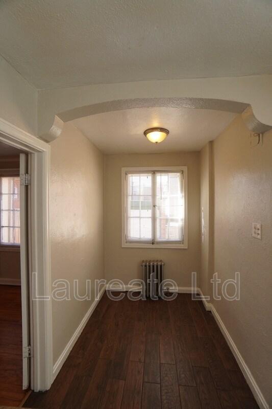 Building Photo - 1340 E 14th Ave