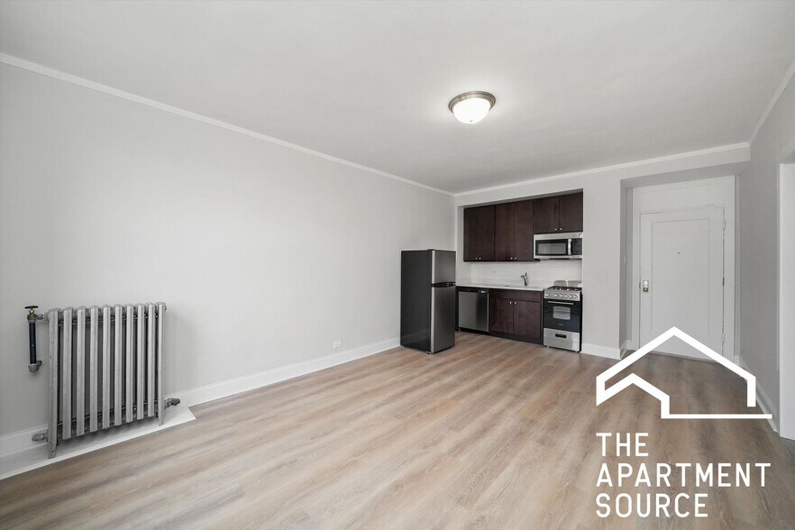 Building Photo - 2779 N Milwaukee Ave