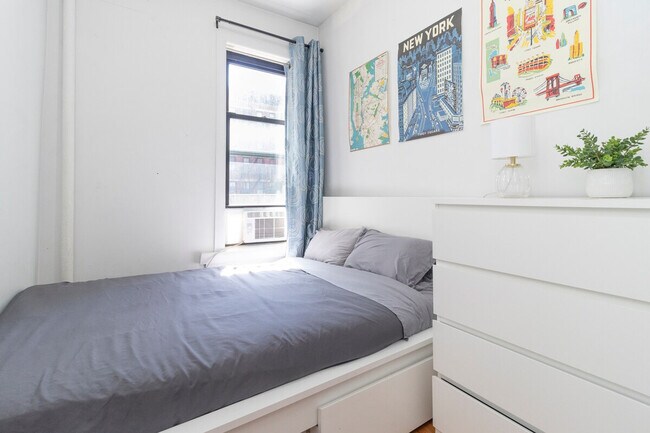 Building Photo - 315-317 East 95th Street-SI ID1032046P