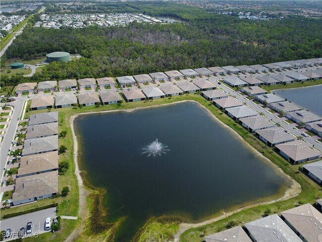 Building Photo - 1050 Enbrook Lp