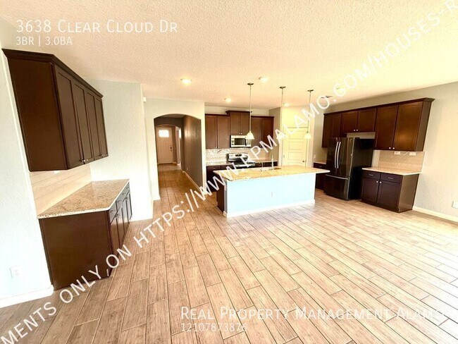 Building Photo - 3638 Clear Cloud Dr