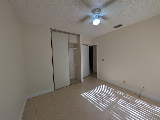 Building Photo - 3830 Coral Tree Cir