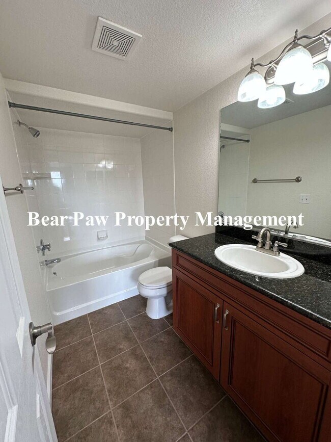 Building Photo - Great Condo in Arvada!!