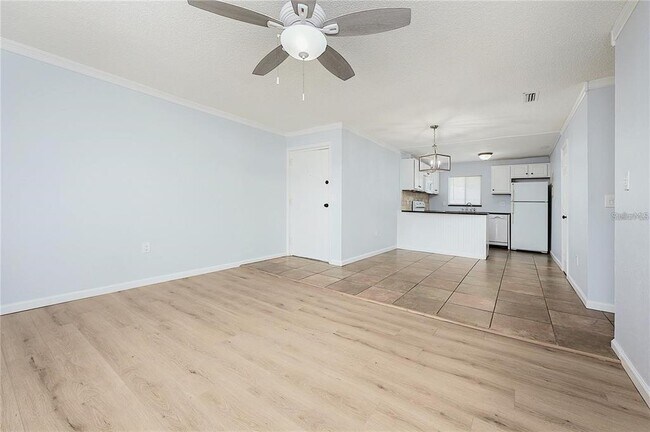 Building Photo - 2608 Hidden Lake Dr N