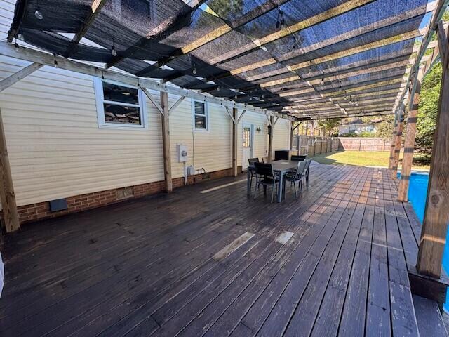 Building Photo - 1831 Huckleberry Dr