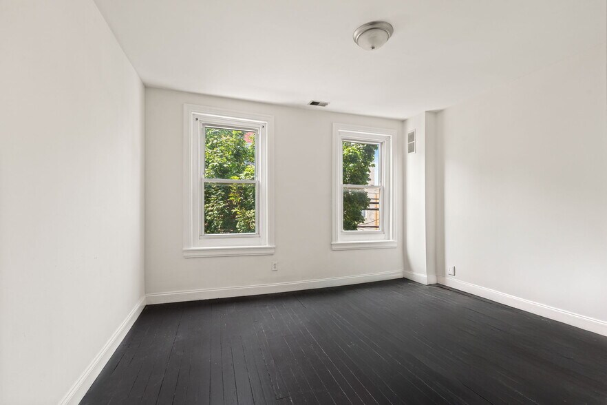 Building Photo - 2123 N 17th St