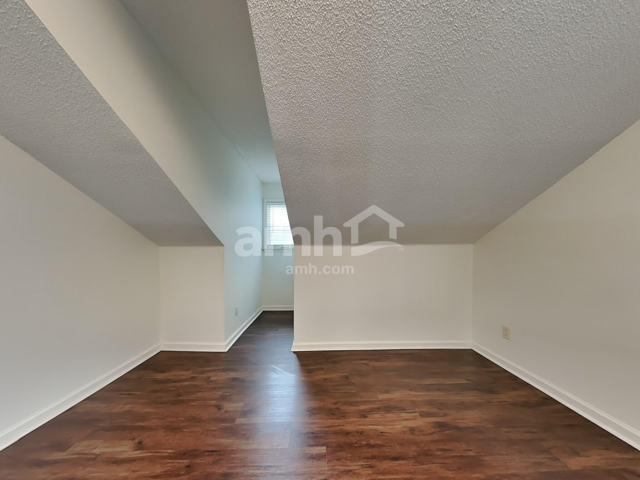 Building Photo - 6889 Show Boat Ln