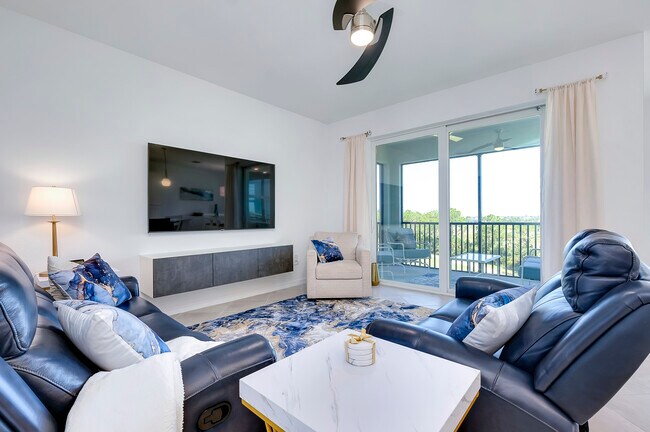 Building Photo - 12240 Wellen Golf St