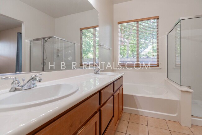 Building Photo - 4 bedroom single story WICKLUND School Home for Rent - Mountain House - MOVE IN READY NOW!