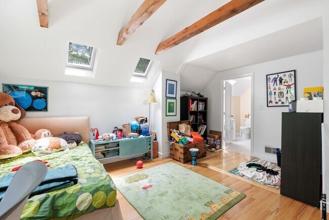 Building Photo - 29 Wainwright Rd