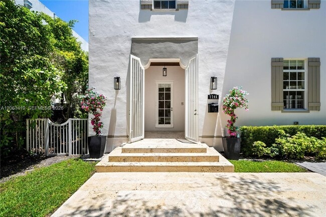 Building Photo - 7745 SW 54th Ave