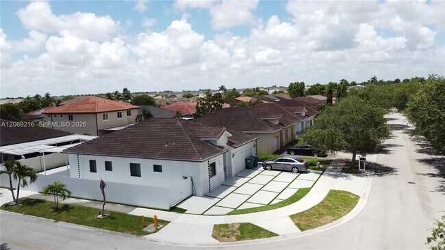 Building Photo - 10752 SW 228th Terrace