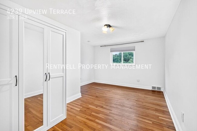 Building Photo - 4239 Upview Ter