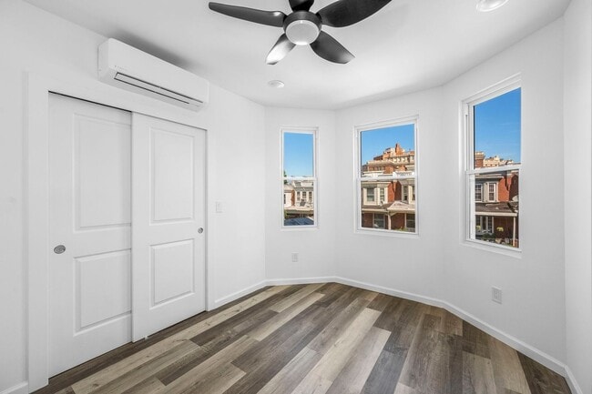 Building Photo - 5318 Walton Ave