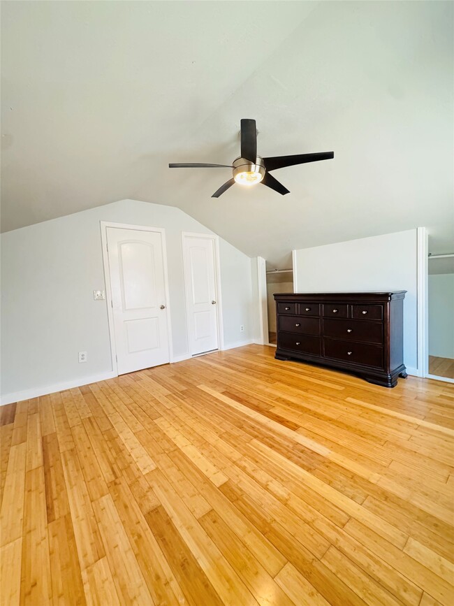 Building Photo - 21000 McGager Dr