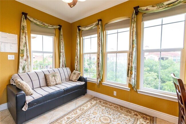 Building Photo - 2724 Via Murano