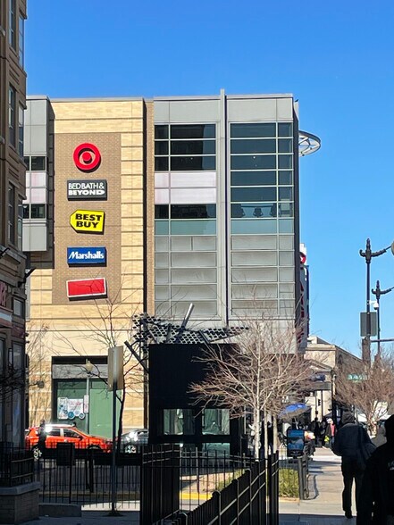 Building Photo - 1401 Columbia Rd NW
