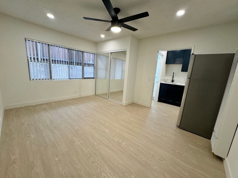 Building Photo - 3623 Keystone Av