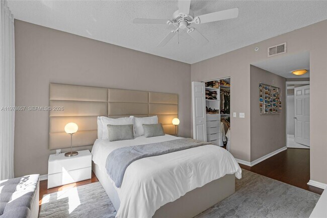 Building Photo - 2309 Tuscany Way