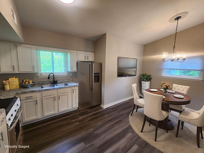 Building Photo - Renovated 3 bedroom 1.5 bath home in Valle...