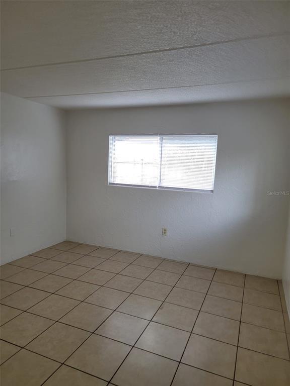 Building Photo - 1216 Kennedy Rd