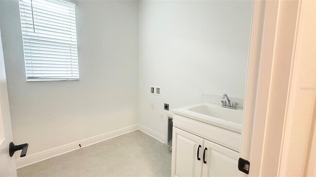 Building Photo - 17433 Savory Mist Cir