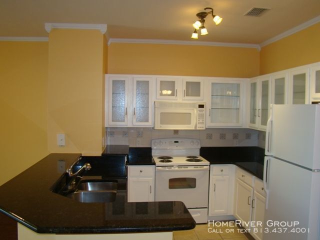 Building Photo - 8124 Claire Ann Dr