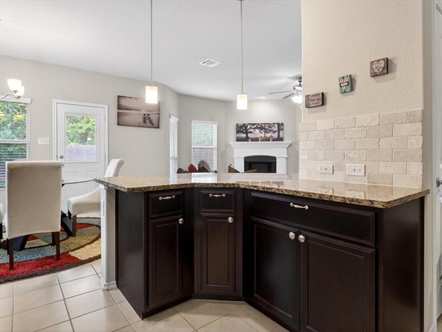 Building Photo - 620 Crowell Dr