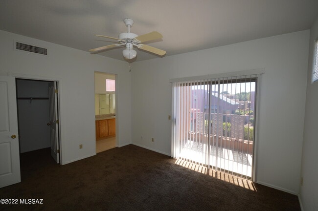 Building Photo - 5341 E Timrod St