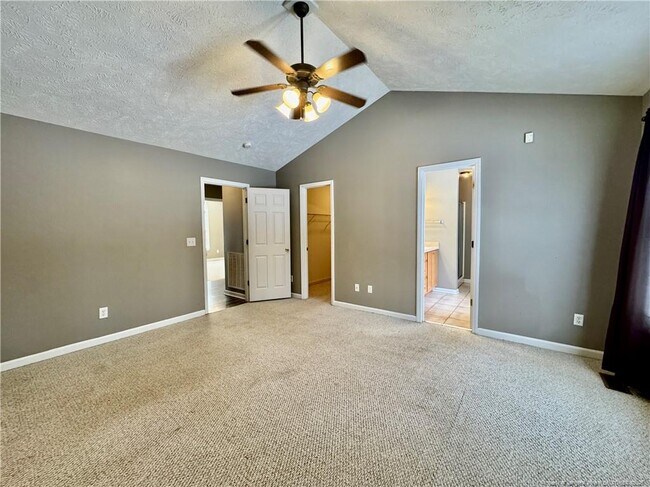 Building Photo - 271 Stone Cross Dr