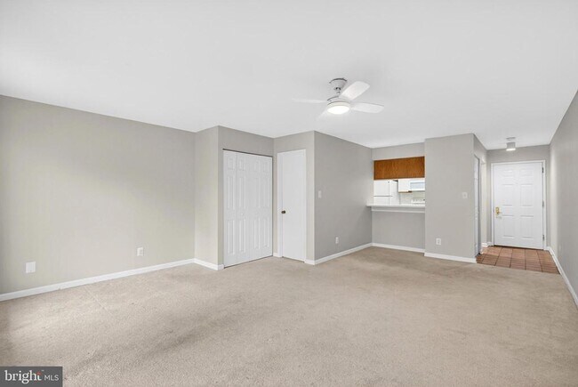 Building Photo - 1020 N Stafford St