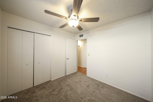 Building Photo - 3238 E Calypso Ave