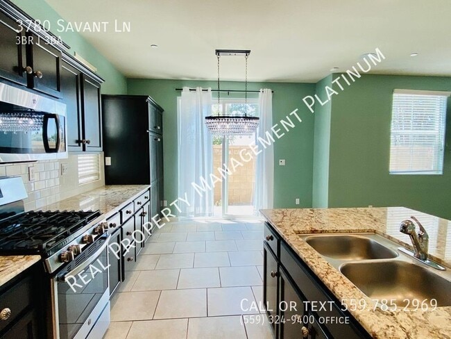 Building Photo - 3780 Savant Ln