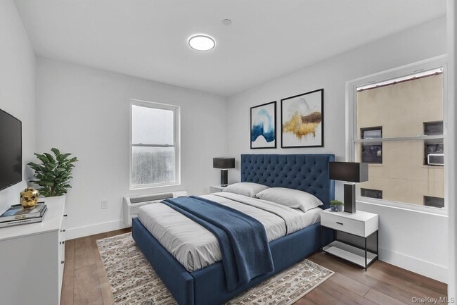 Building Photo - 74 Broadway