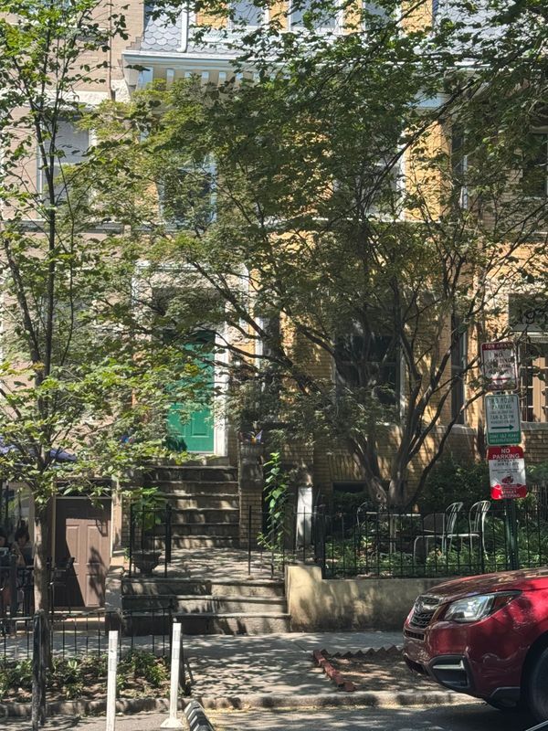 Primary Photo - 1926 17th St NW