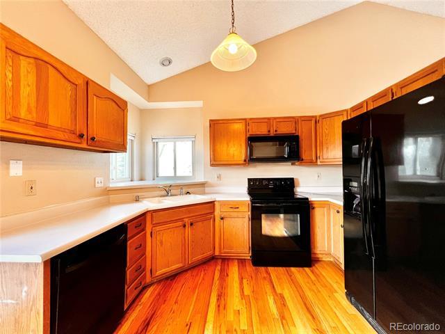 Building Photo - 310 Medford Dr
