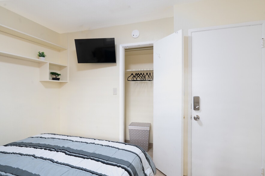 Building Photo - 12212 Buaro St