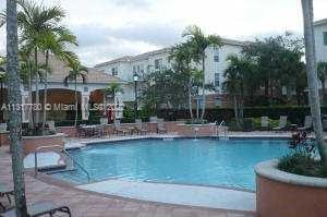 Building Photo - 9887 Baywinds Blvd