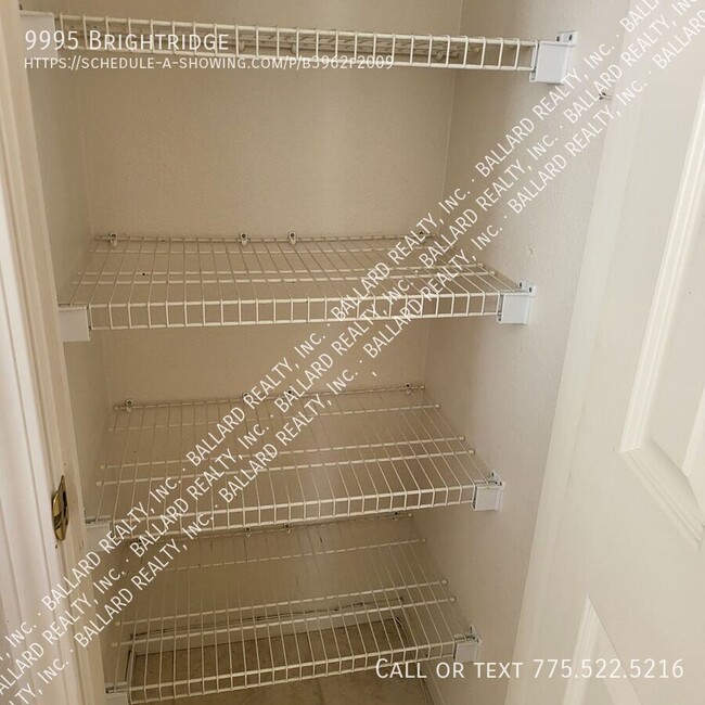 Building Photo - 9995 Brightridge-