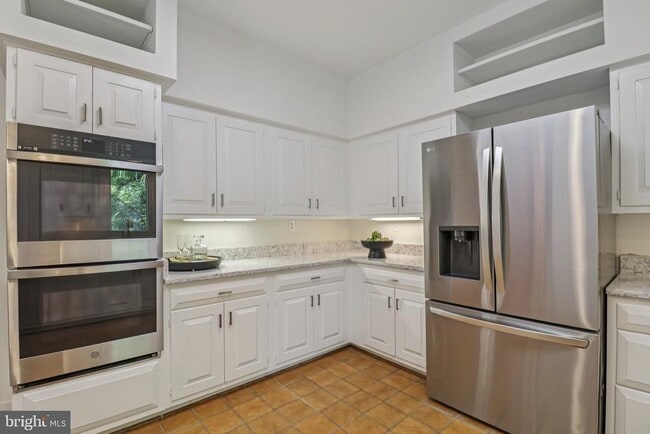 Building Photo - 3233 Ellicott St NW