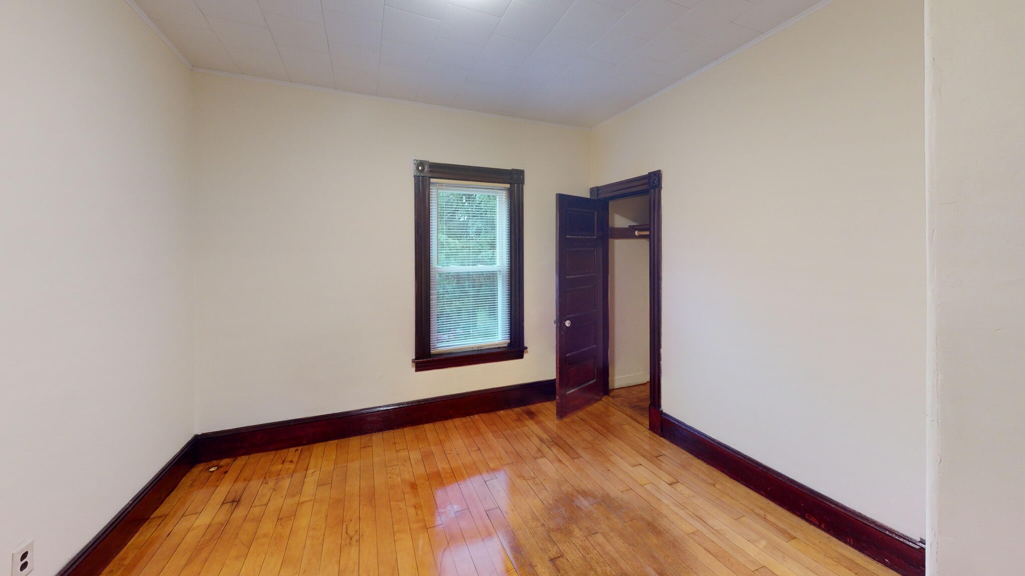 Building Photo - 245 Prospect St