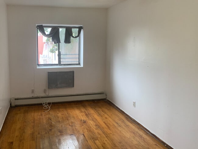 Building Photo - 1071 Jefferson Ave