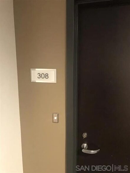 Building Photo - 1431 Pacific Hwy