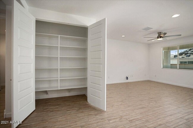 Building Photo - 24973 N 172nd Dr