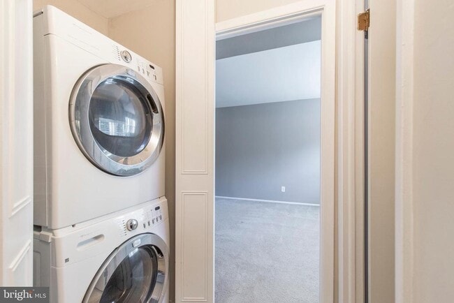 Building Photo - 510 Old Forge Crossing