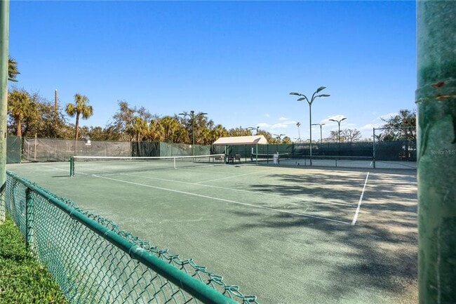 Building Photo - 515 5th Ave NE