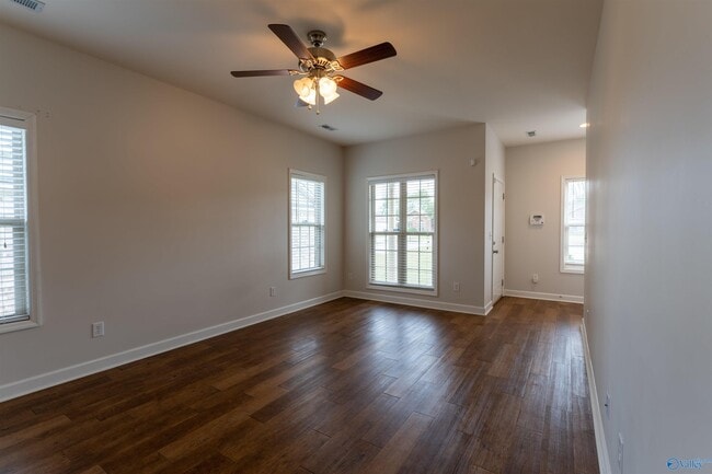 Building Photo - 105 Kaleigh Paige Cir