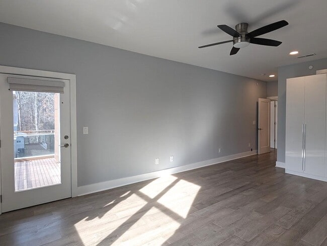 Building Photo - 4018 Southpoint Lndg Wy